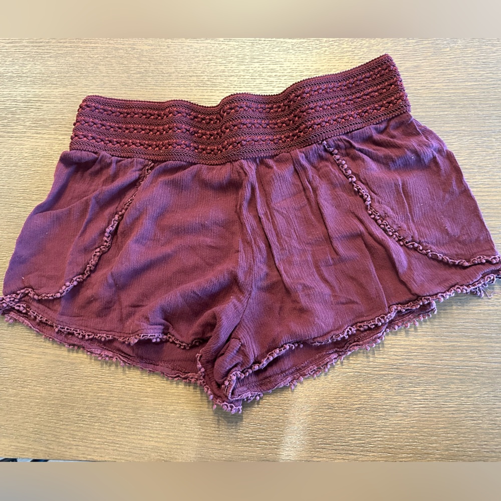 💙Maroon fringe hem shorts